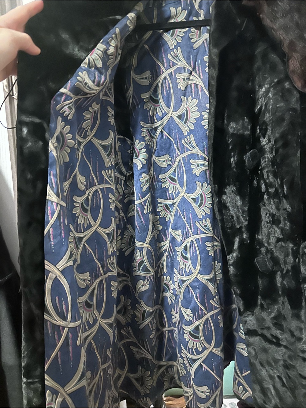 Black Antique Velvet Coat with Real Fur Trim - Picture 3 of 8